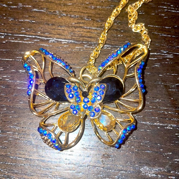 Fashion Jewelry Jewelry - Butterfly Necklace NEW